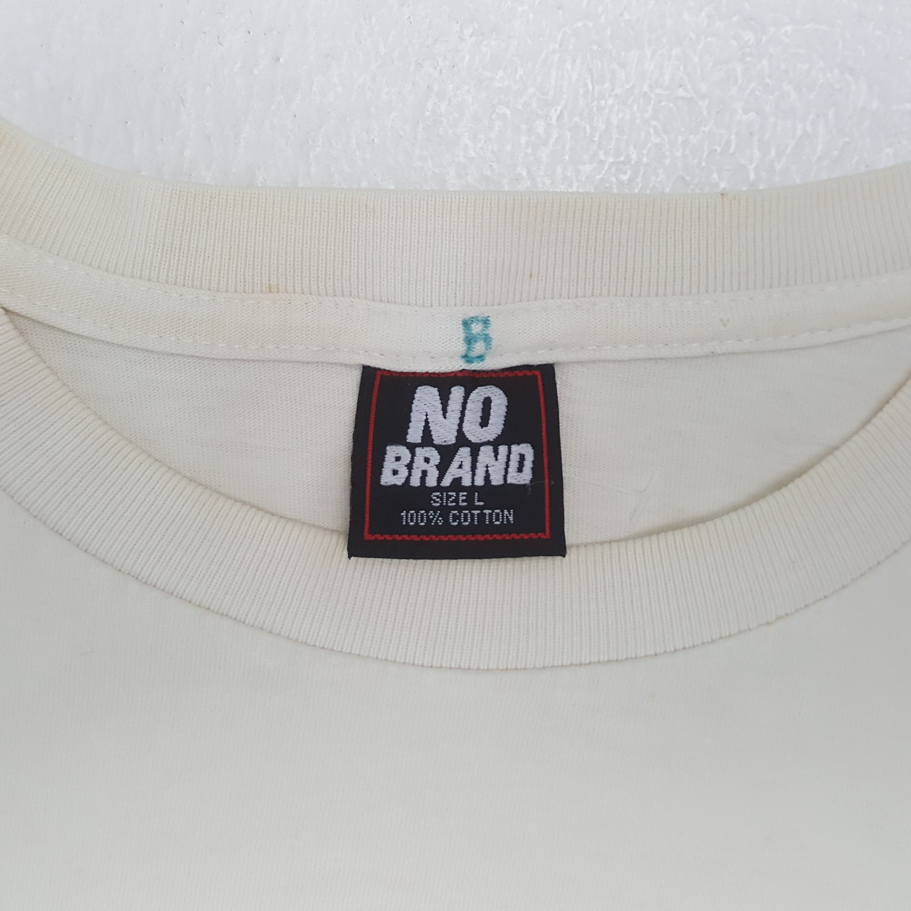 Vintage 7 Inches Parody 7 Eleven Style Tshirt C299N33 Size US M / EU 48-50 / 2 - 4 Thumbnail