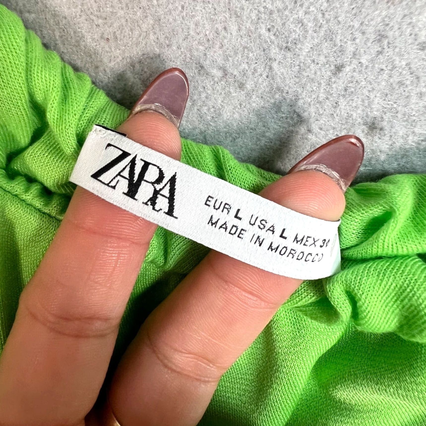 Zara Zara Womens L Lime Green One-Shoulder Ruched Top Blouse Shirt Adult Regular Size L Womens Size L / US 10 / IT 46 - 3 Thumbnail