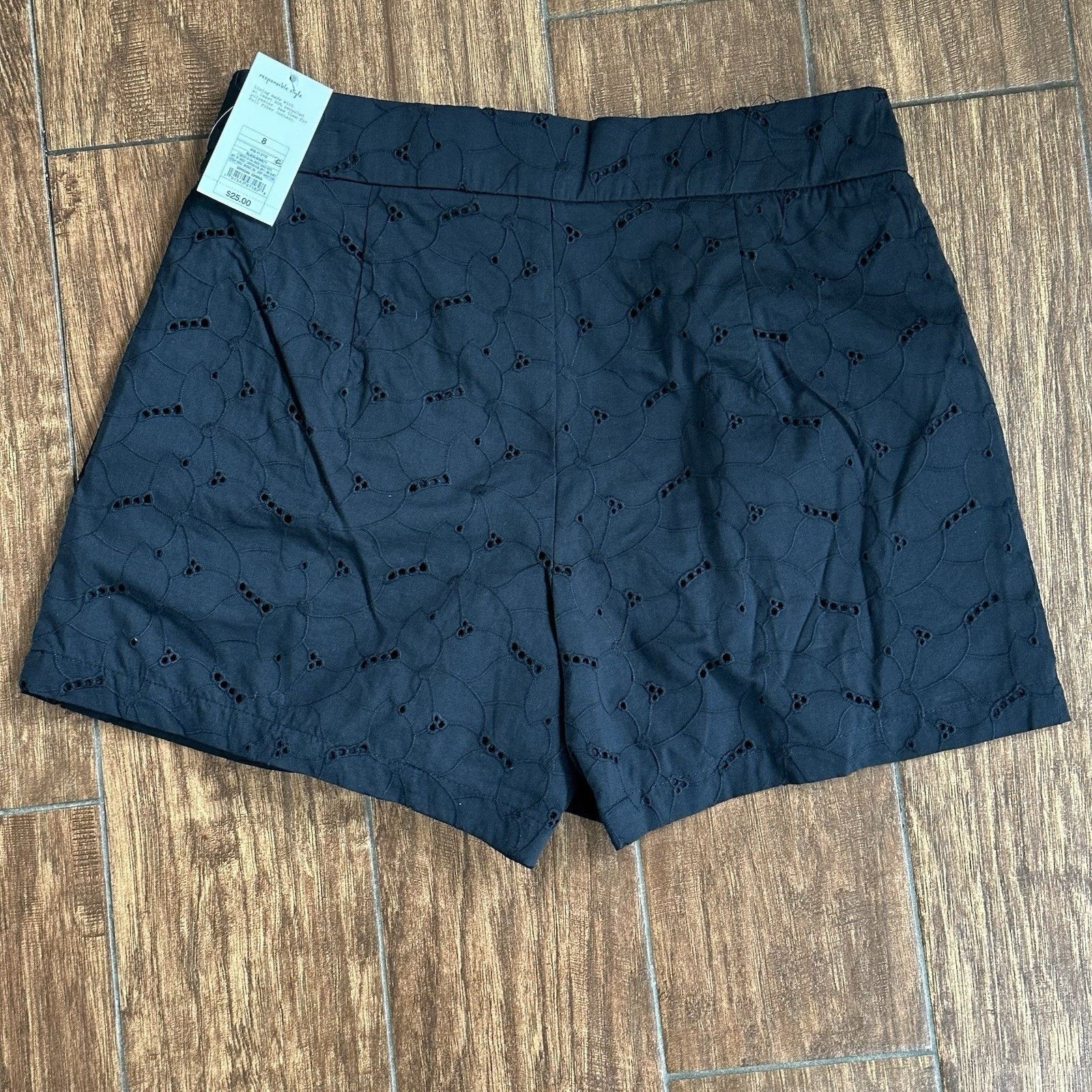Other A New Day Women's High-Rise Pleated Eyelet Cotton Short 8 Size 30" / US 8 / IT 44 - 2 Thumbnail
