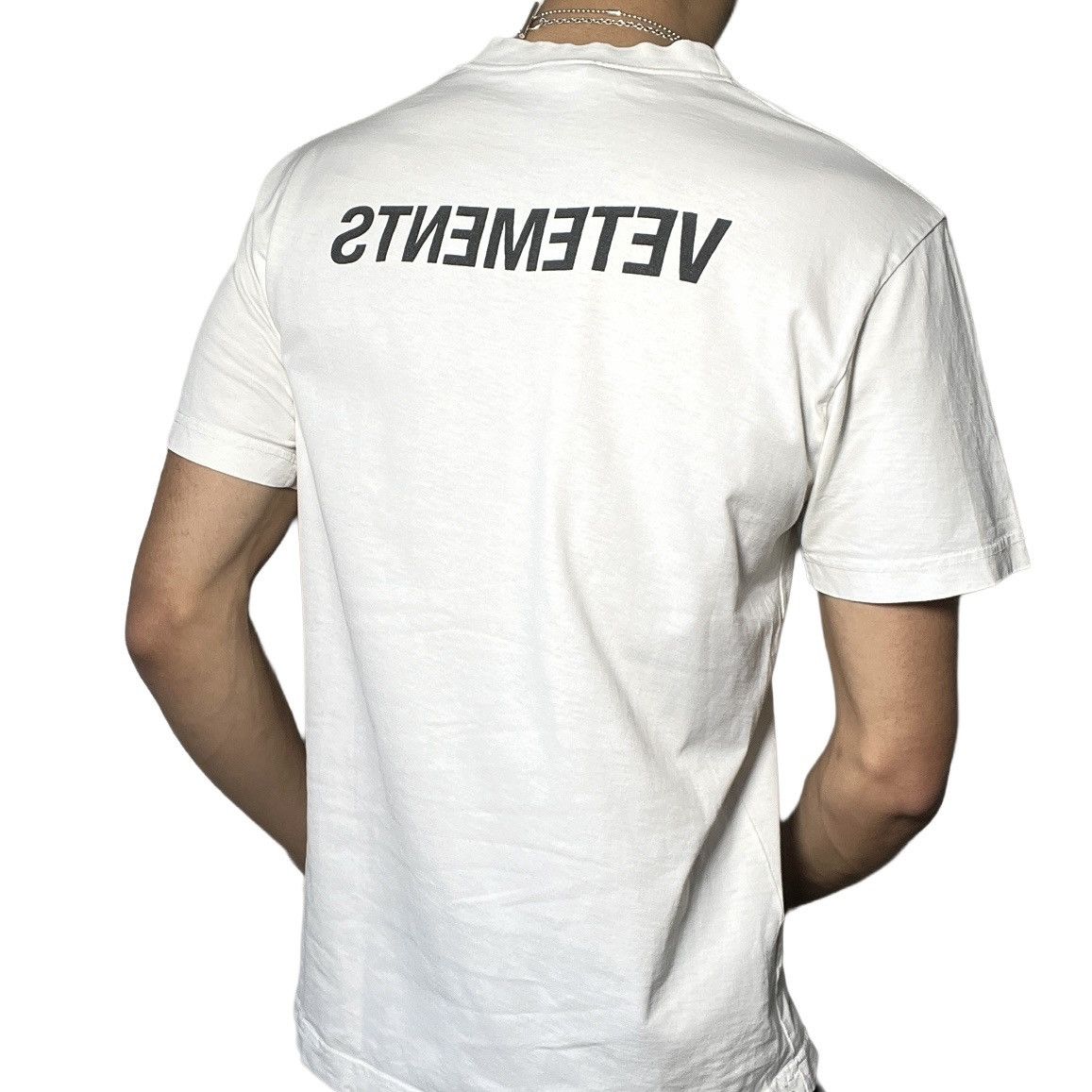 Vetements Vetements Staff T-Shirt Size US S / EU 44-46 / 1 - 2 Thumbnail