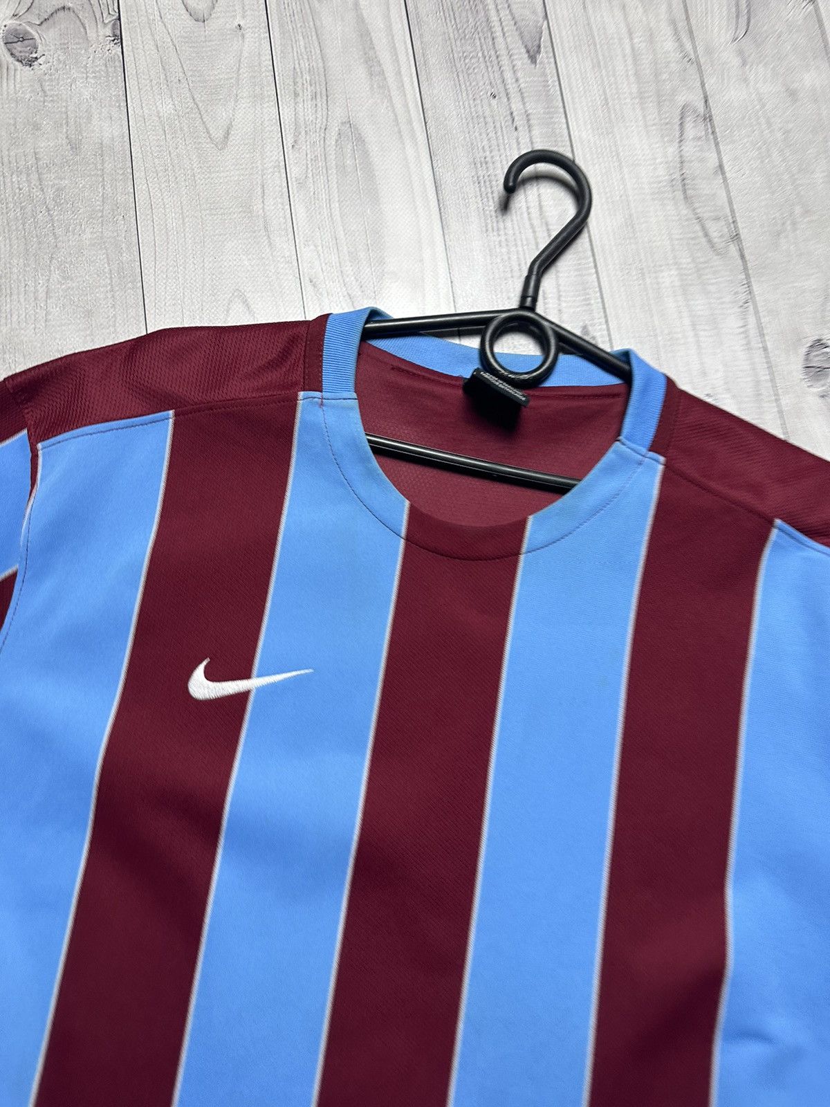 Nike × Vintage Vintage Nike striped jersey size Xl Size US XL / EU 56 / 4 - 2 Thumbnail