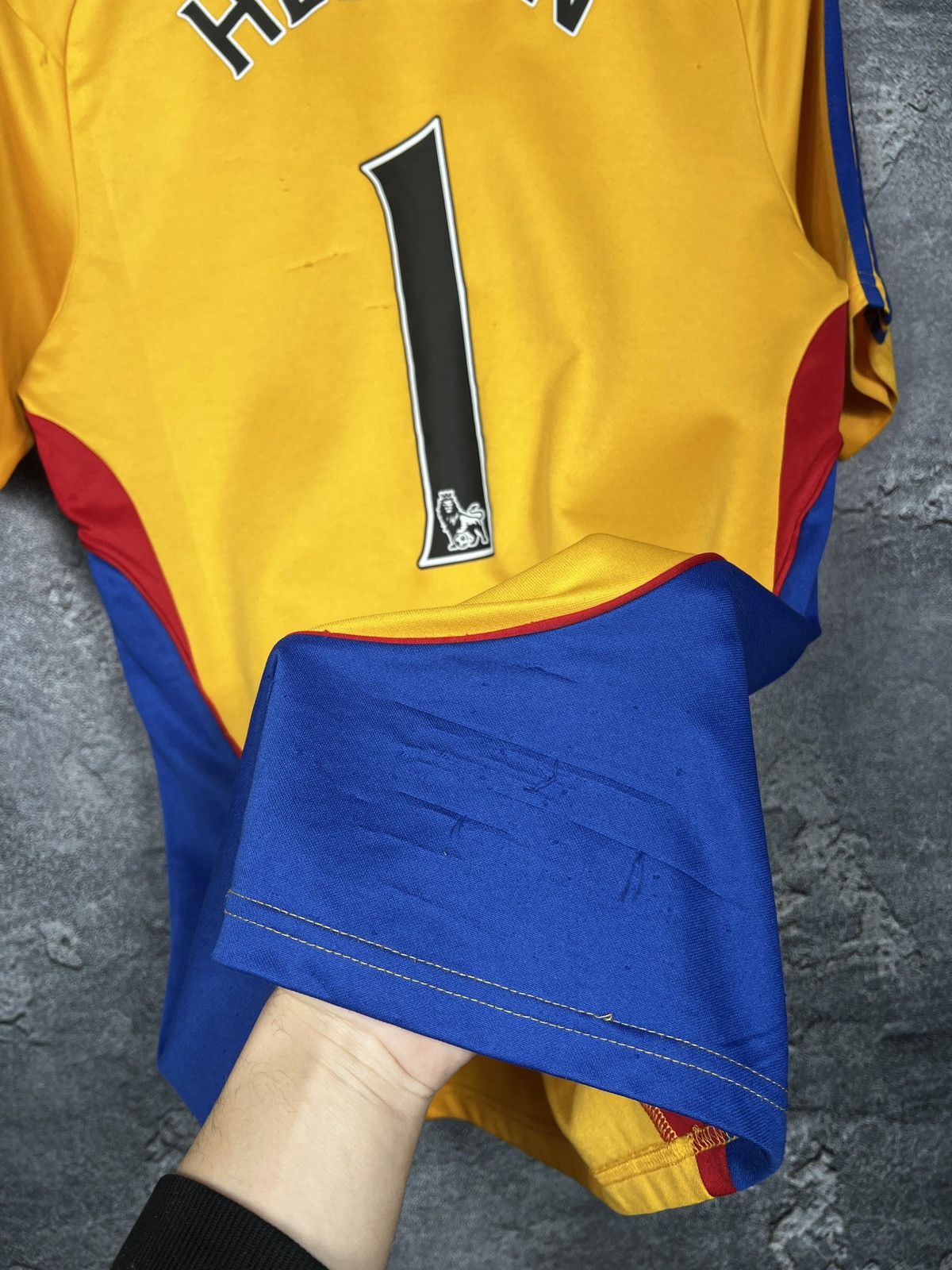 Adidas Vintage Adidas Romania 2008/10 #1 Helton Jersey T-shirt Size US S / EU 44-46 / 1 - 19 Thumbnail