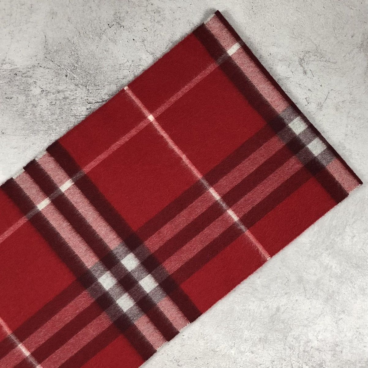 Burberry Burberry Cashmere Scarf Red Nova Check Size ONE SIZE - 9 Thumbnail