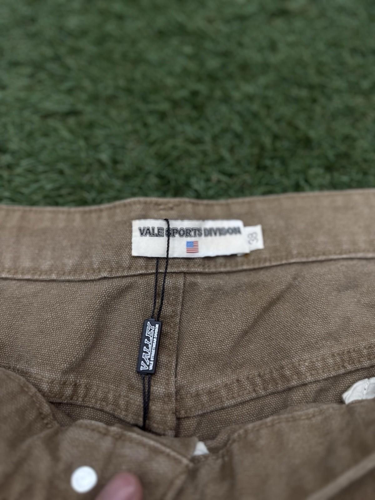 Vale Valley Denim Studded Shorts Size 38 (Brand New) Tan/Black Size US 38 / EU 54 - 6 Thumbnail