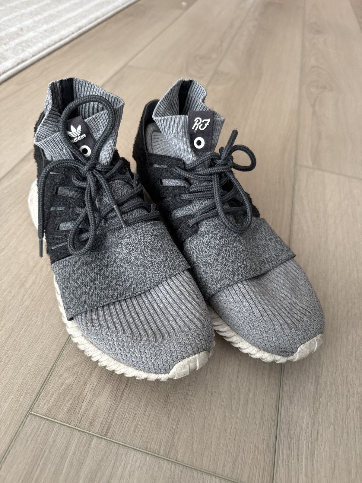 Adidas × Ronnie Fieg Adidas Ronnie Fieg Tubular Doom Size US 9 / EU 42 - 3 Thumbnail