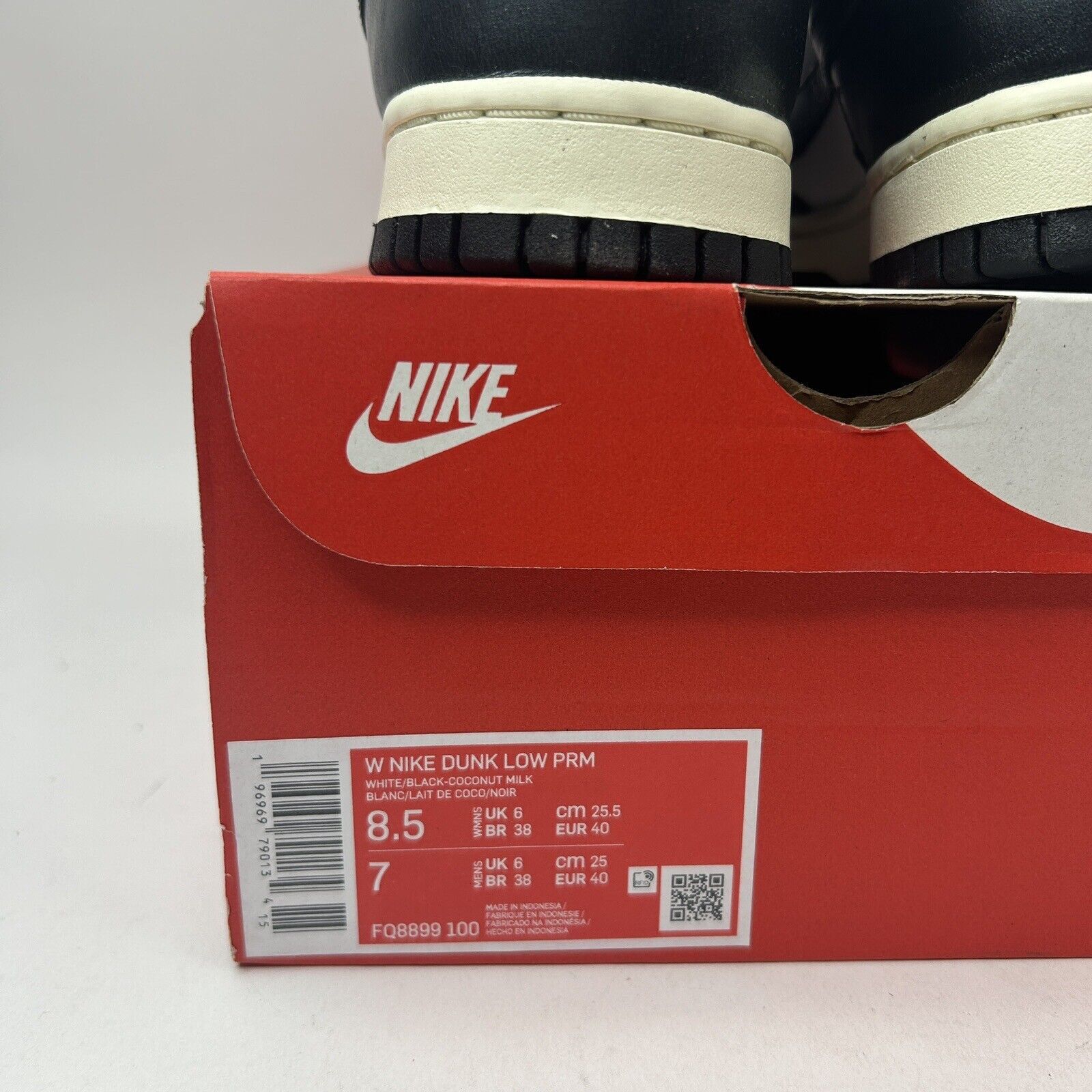 Nike Nike Dunk Low PRM WMNS “Vintage Panda/Black White” 2023 Size US 8.5 / IT 38.5 - 5 Thumbnail