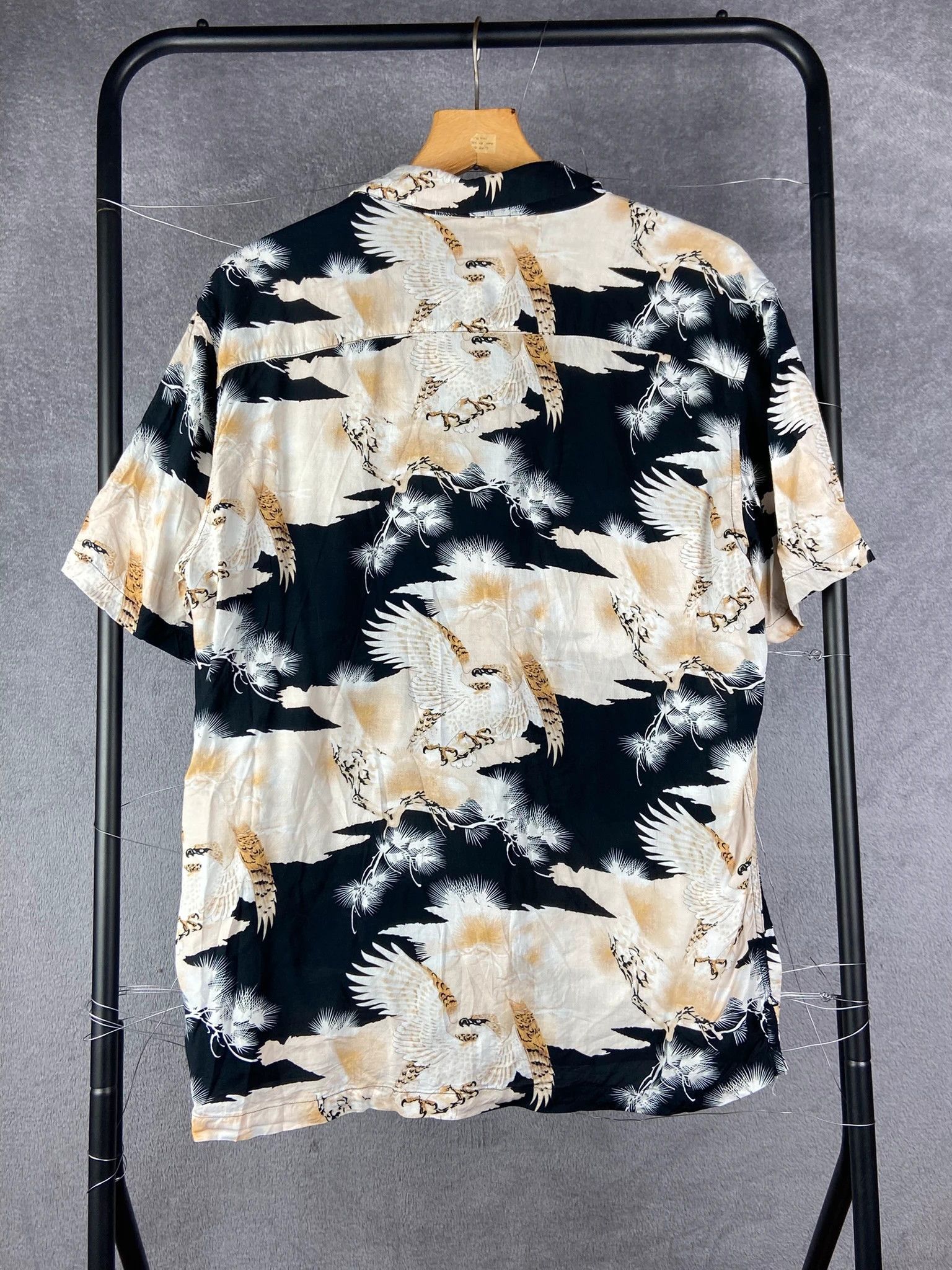 Allsaints AllSaints beige black shirt L hawaiian vintage oversize Size US L / EU 52-54 / 3 - 4 Thumbnail