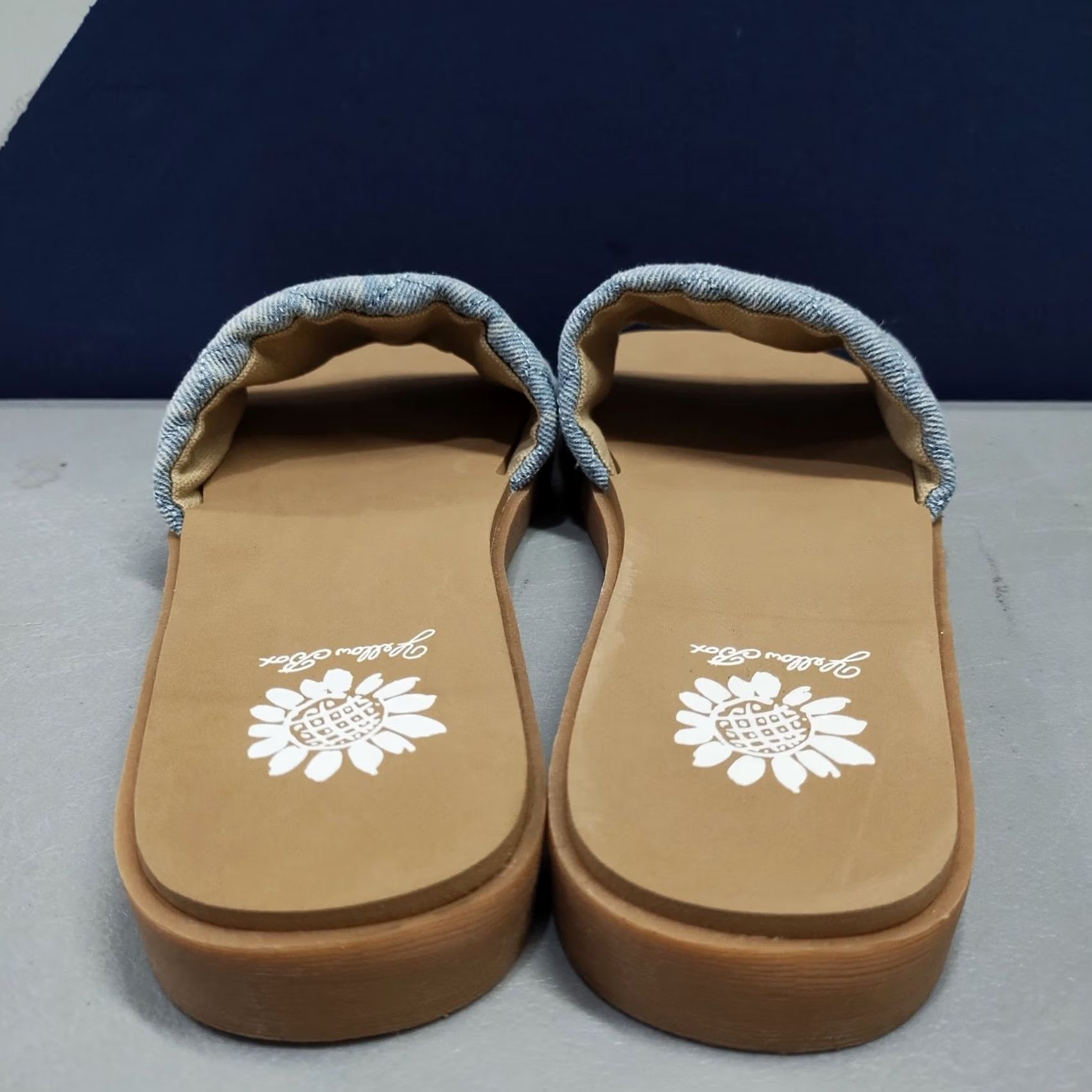 Vintage Yellow Box Fitzy Slide Sandals Womens 6.5M Blue Tan EVA Cushioned Footbed Size US 7 / IT 37 - 5 Thumbnail