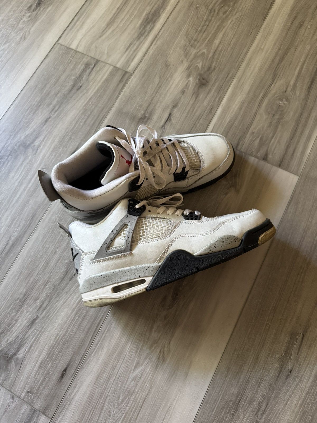 Jordan Brand White cement Jordan 4 Size US 10 / EU 43 - 1 Thumbnail