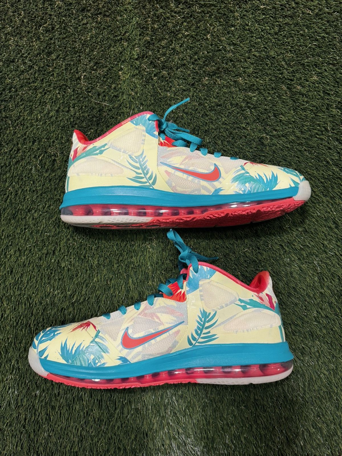 Nike Nike LeBron IX Low Size US 12 / EU 45 - 2 Thumbnail