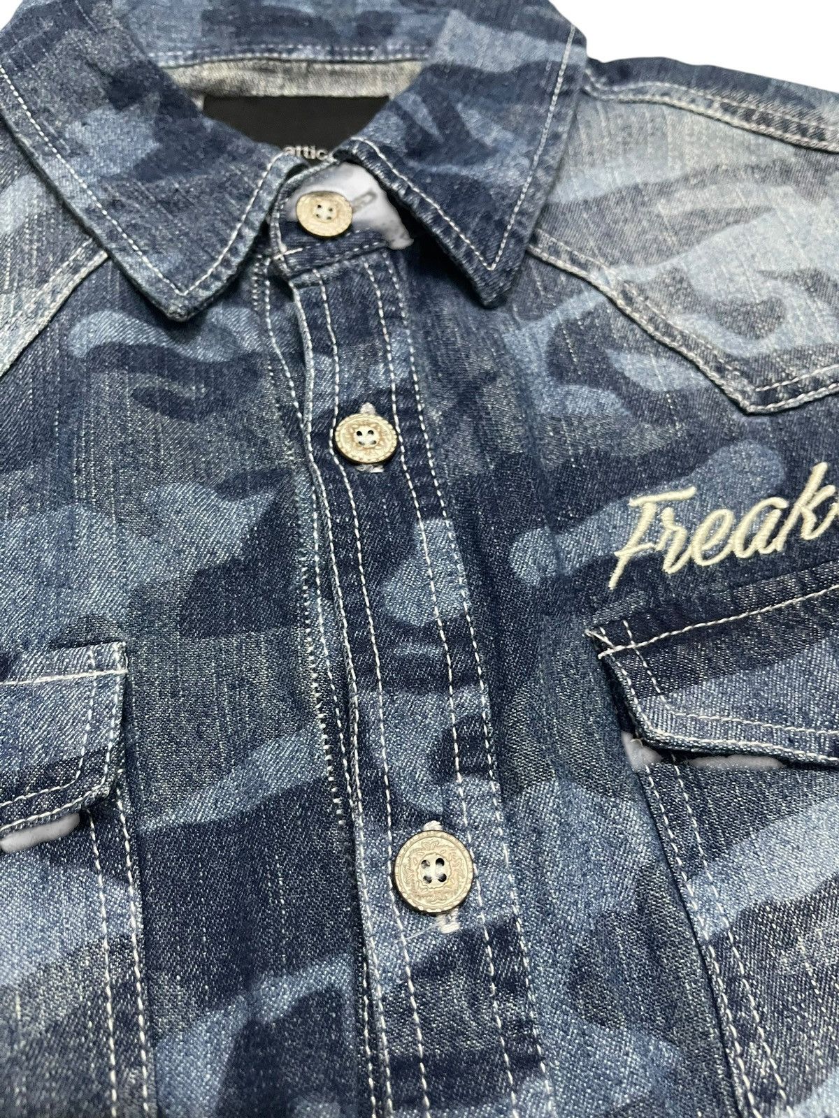 If Six Was Nine In The Attic Homme “Freak Out” Camo Western Denim Shirt Size US M / EU 48-50 / 2 - 5 Thumbnail