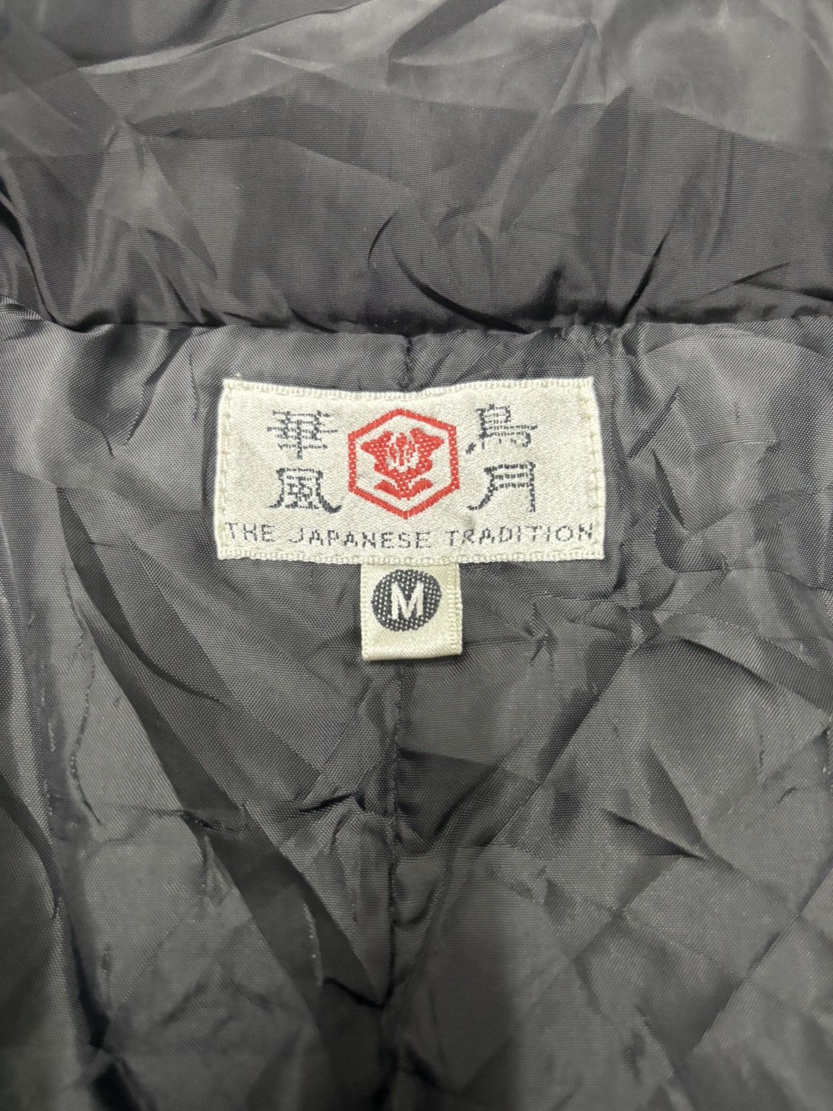 Kamakura RARE🔥JAPANESE TRADITION GEISHA EMBROIDERY PUFFER JACKET Size US M / EU 48-50 / 2 - 12 Thumbnail