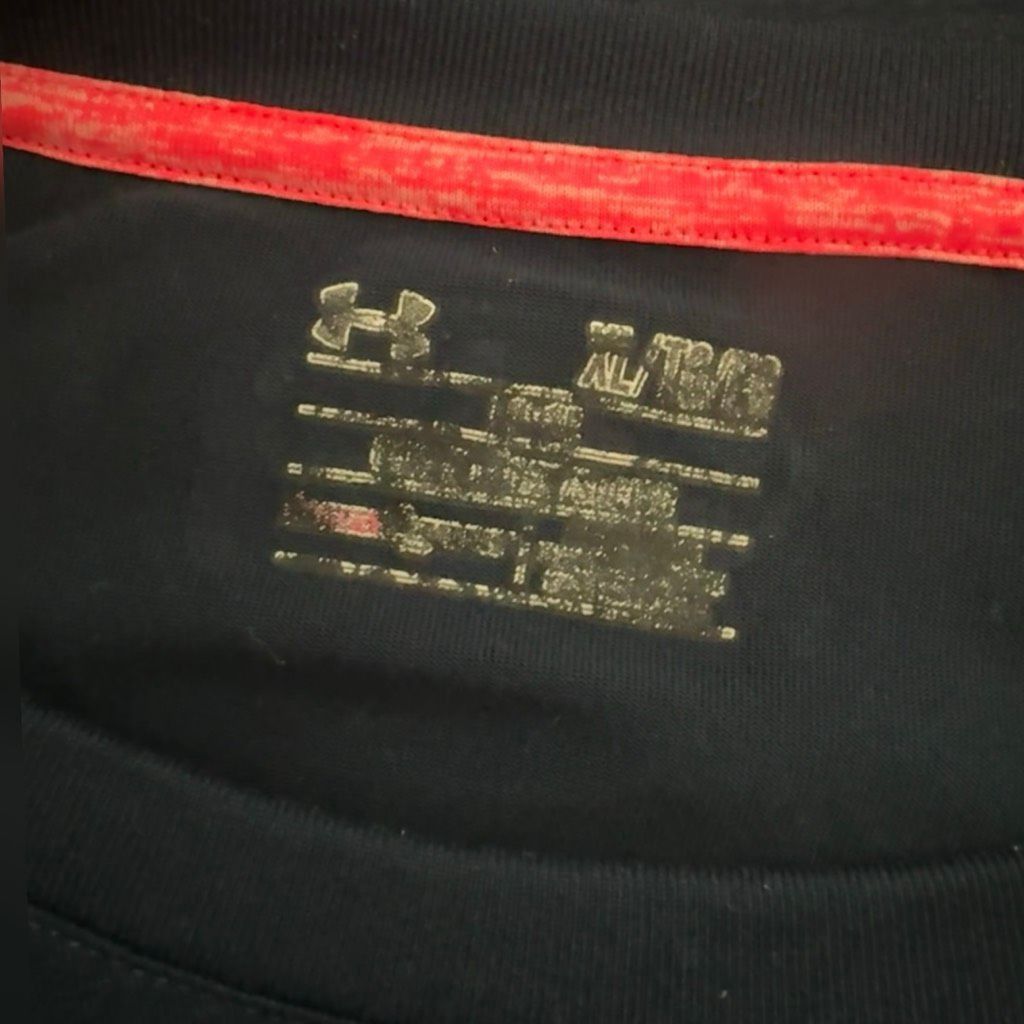 Under Armour Under Armour HeatGear Navy Short Sleeve Athletic Shirt Men’s XL Pink Logo Size XL / US 12-14 / IT 48-50 - 3 Thumbnail