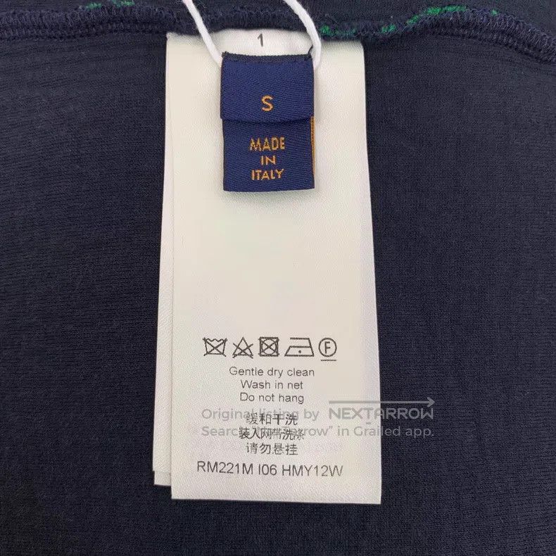 Louis Vuitton Louis Vuitton Blue-green gradient logo full print round ne Size US S / EU 44-46 / 1 - 6 Thumbnail