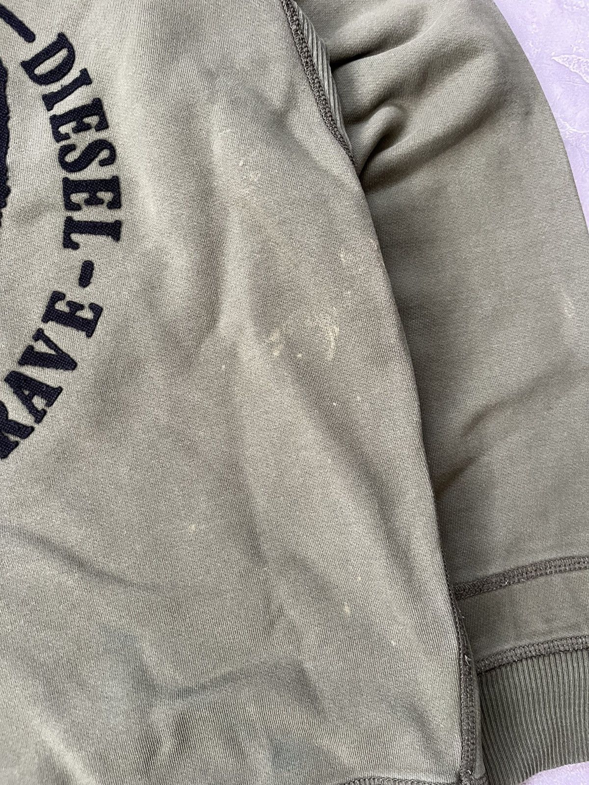Diesel Y2K Vintage Diesel Sweatshirt Big Logo Pullover Size US M / EU 48-50 / 2 - 4 Thumbnail