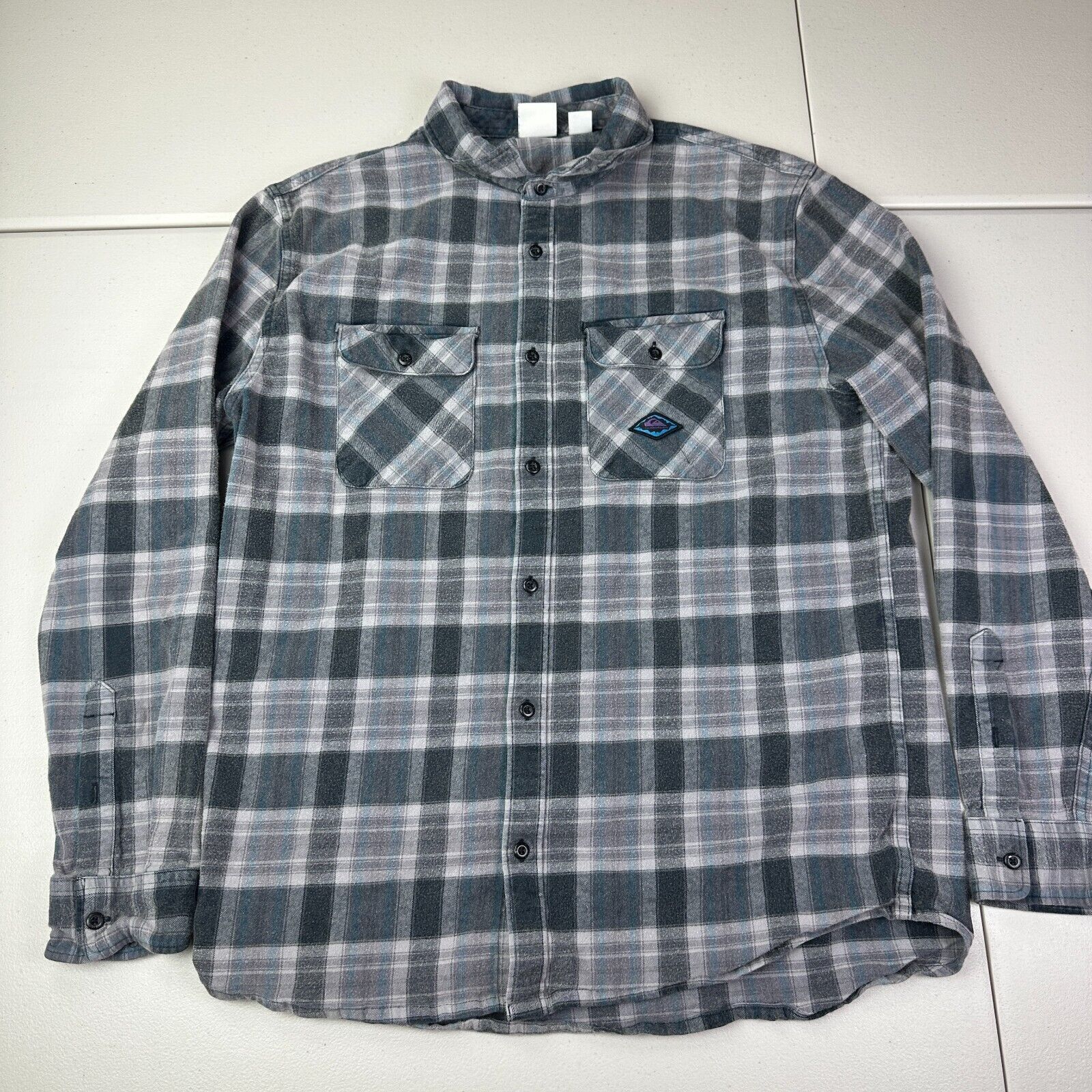 Quiksilver Quiksilver Shirt Mens Size Large Button Up Plaid Casual Size US L / EU 52-54 / 3 - 1 Thumbnail