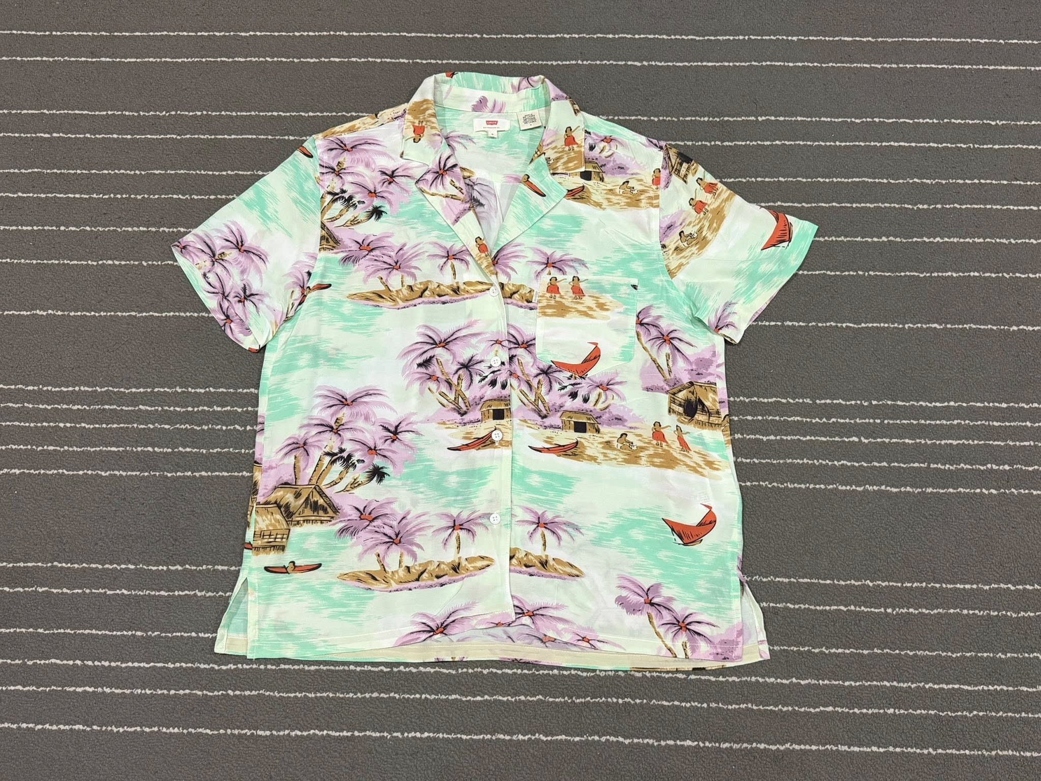 Levi's Levi’s full print Hawaiian shirt women RAYON S 2196 Size S / US 4 / IT 40 - 3 Thumbnail