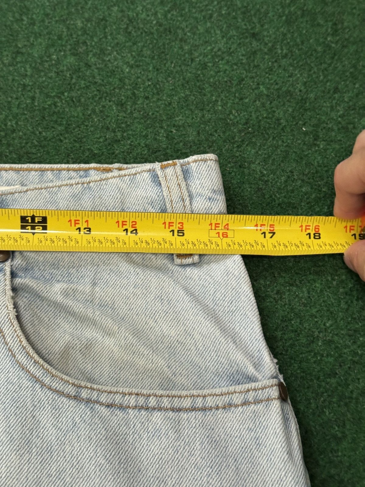 Levi's Vintage Clothing 90s Levi’s 545 Loose Baggy Hip Hop Grunge Light Wash Jeans Size US 32 / EU 48 - 6 Thumbnail