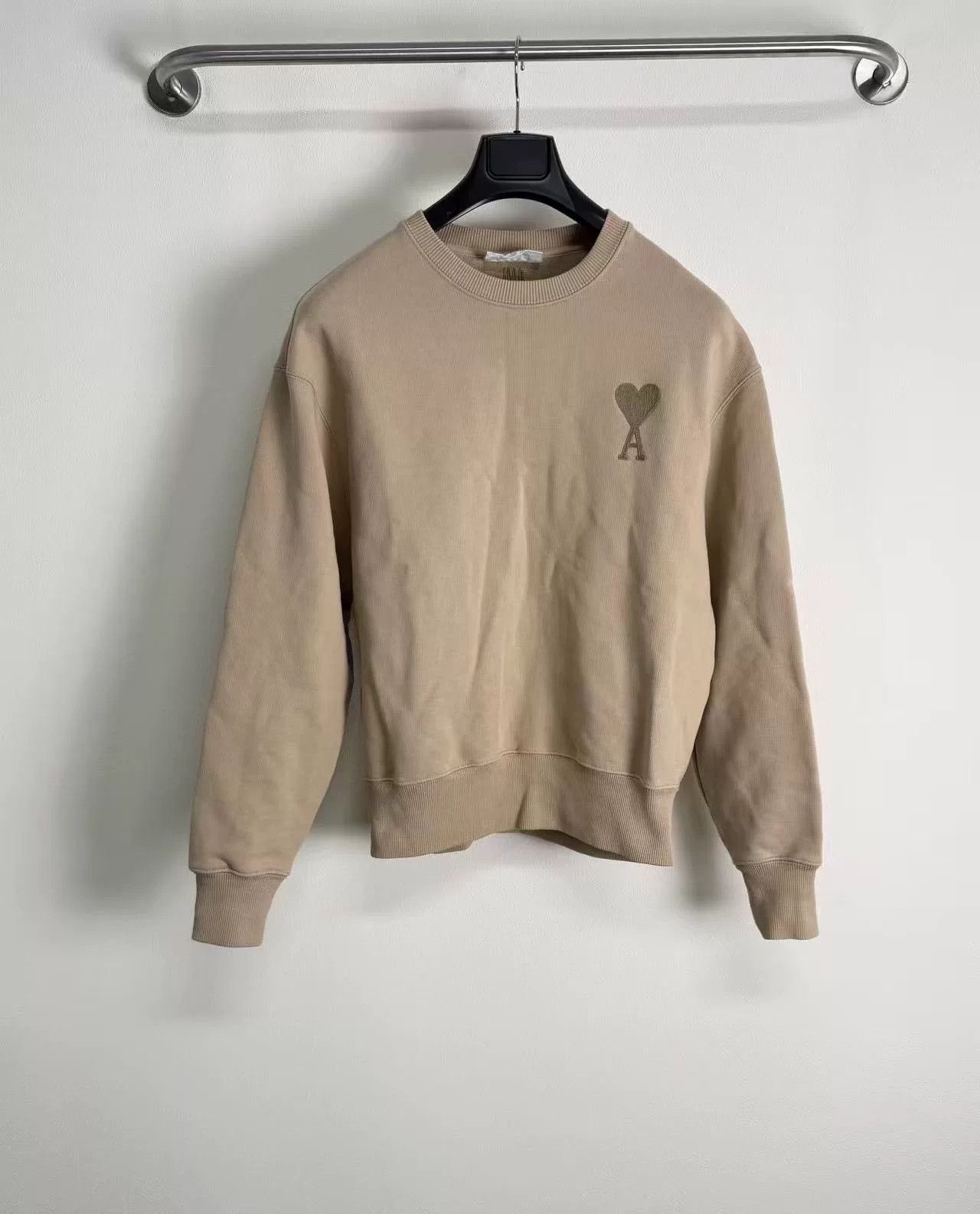 AMI Ami Khaki Embroidered Heart Sweatshirt Size S / US 4 / IT 40 - 1 Thumbnail