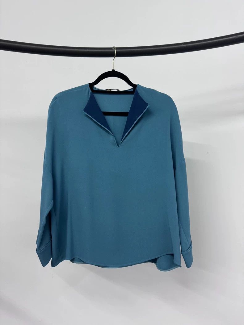 Loro Piana LORO PIANA Blue turned-down silk top Size S / US 4 / IT 40 - 1 Thumbnail