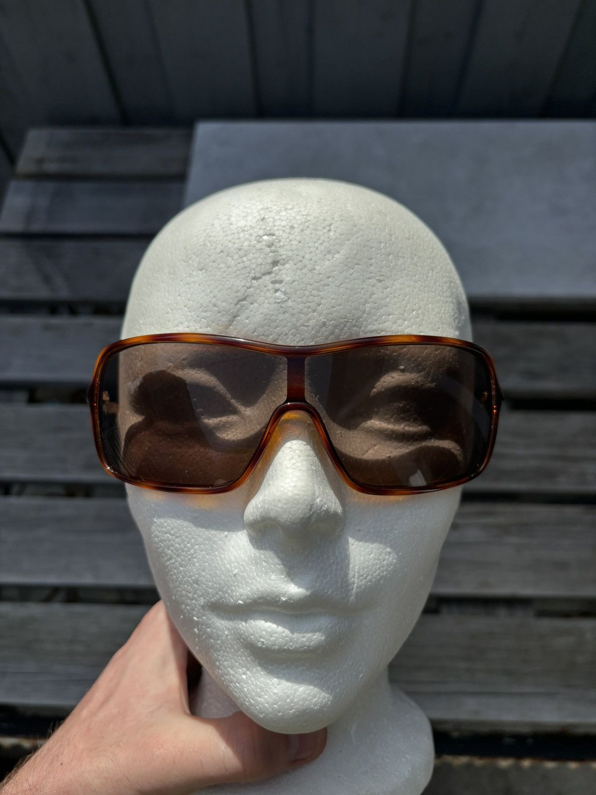 Miu Miu × Prada 2000s Miu Miu Sunglasses Y2K Shield Gold SMU 10H Visor Overs Size ONE SIZE - 5 Thumbnail