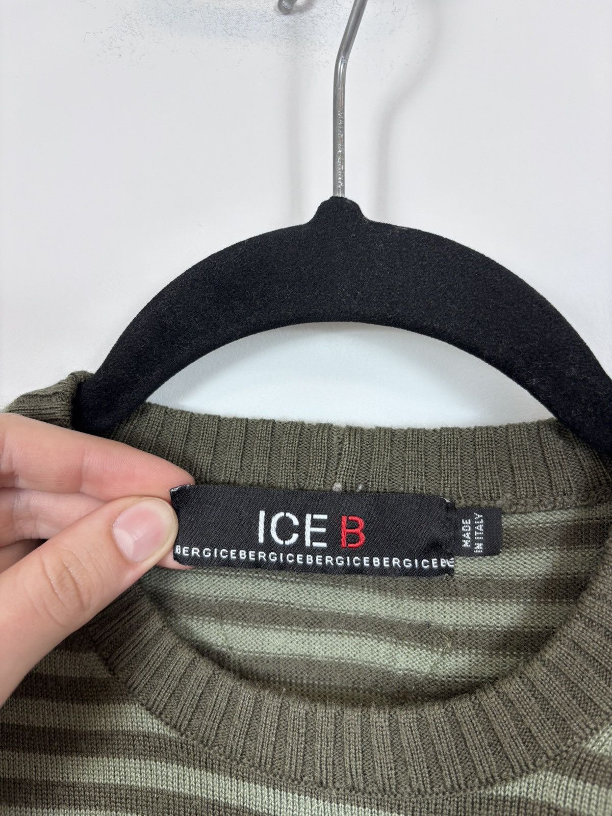 Iceberg Vintage Ice B Iceberg Men’s AirForce Khaki Wool Sweater Size US S / EU 44-46 / 1 - 10 Thumbnail