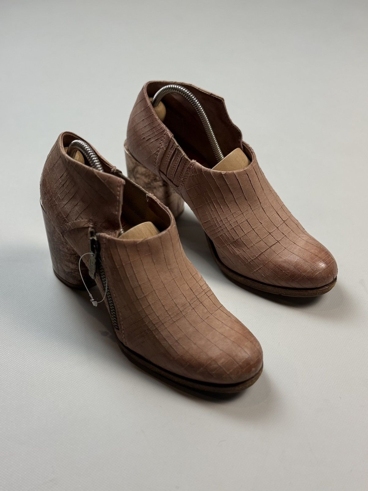 A.S.98 A.S. 98 Airstep Ladies Avant-Garde Leather Heels Shoes Size US 9 / IT 39 - 2 Thumbnail