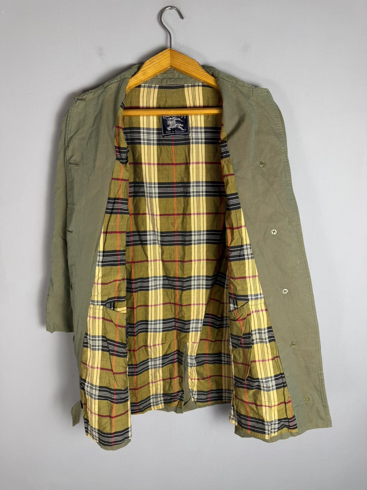 Burberry Vintage 90s Burberrys trench coat jacket Size M / US 6-8 / IT 42-44 - 4 Thumbnail