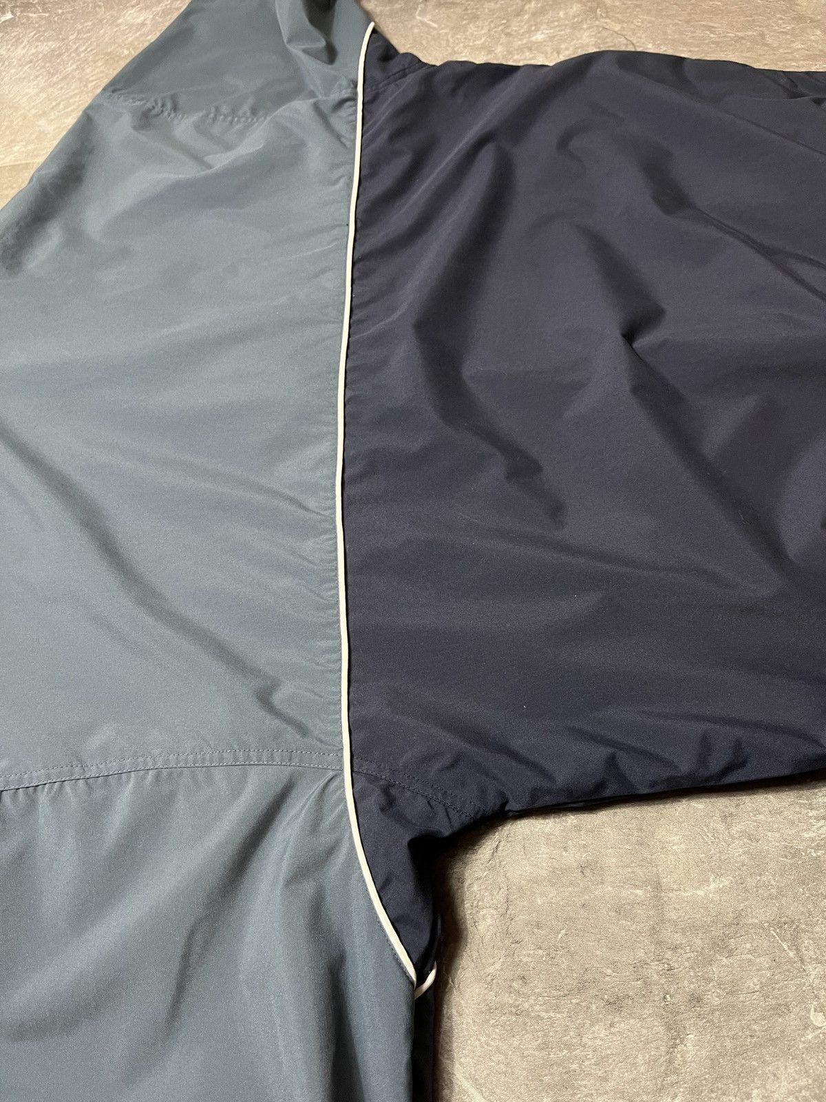 Adidas Adidas 90s Vintage Center Logo Anorak Jacket Y2K Size US XL / EU 56 / 4 - 9 Thumbnail