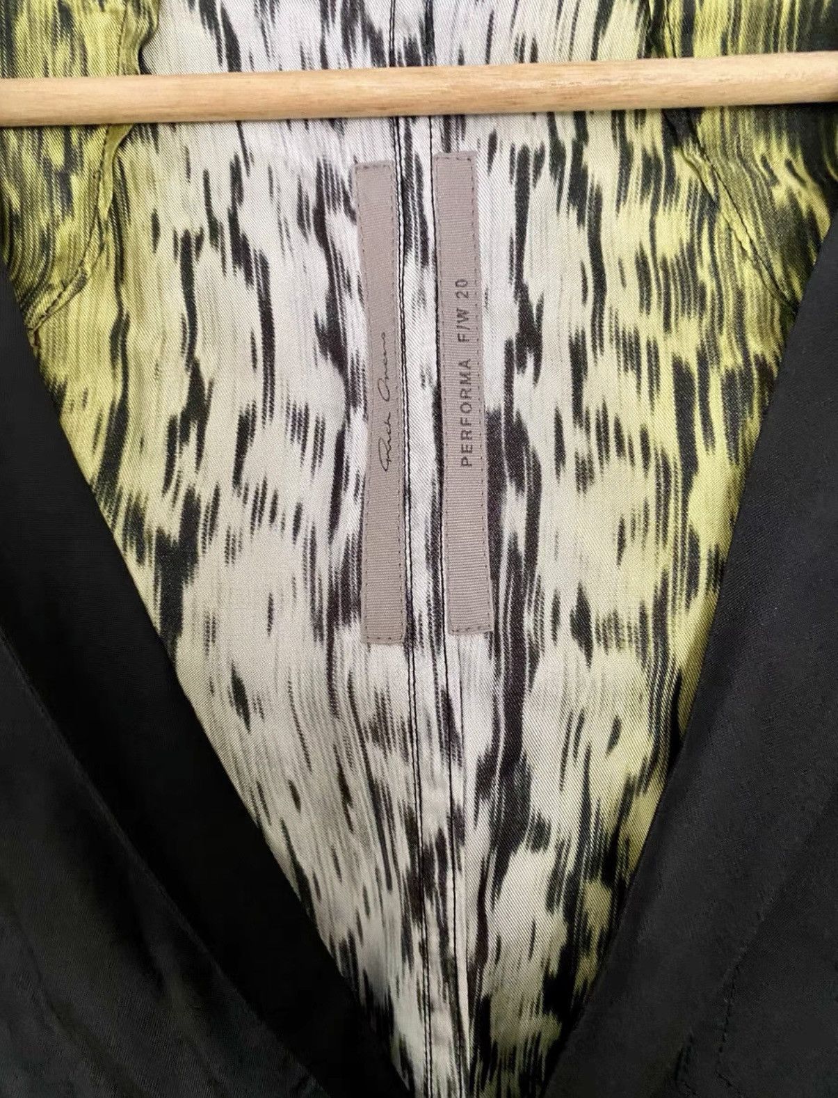 Rick Owens Rick Owens Mainline Men's Cupro Lightweight Printed Blazer Size US S / EU 44-46 / 1 - 4 Thumbnail