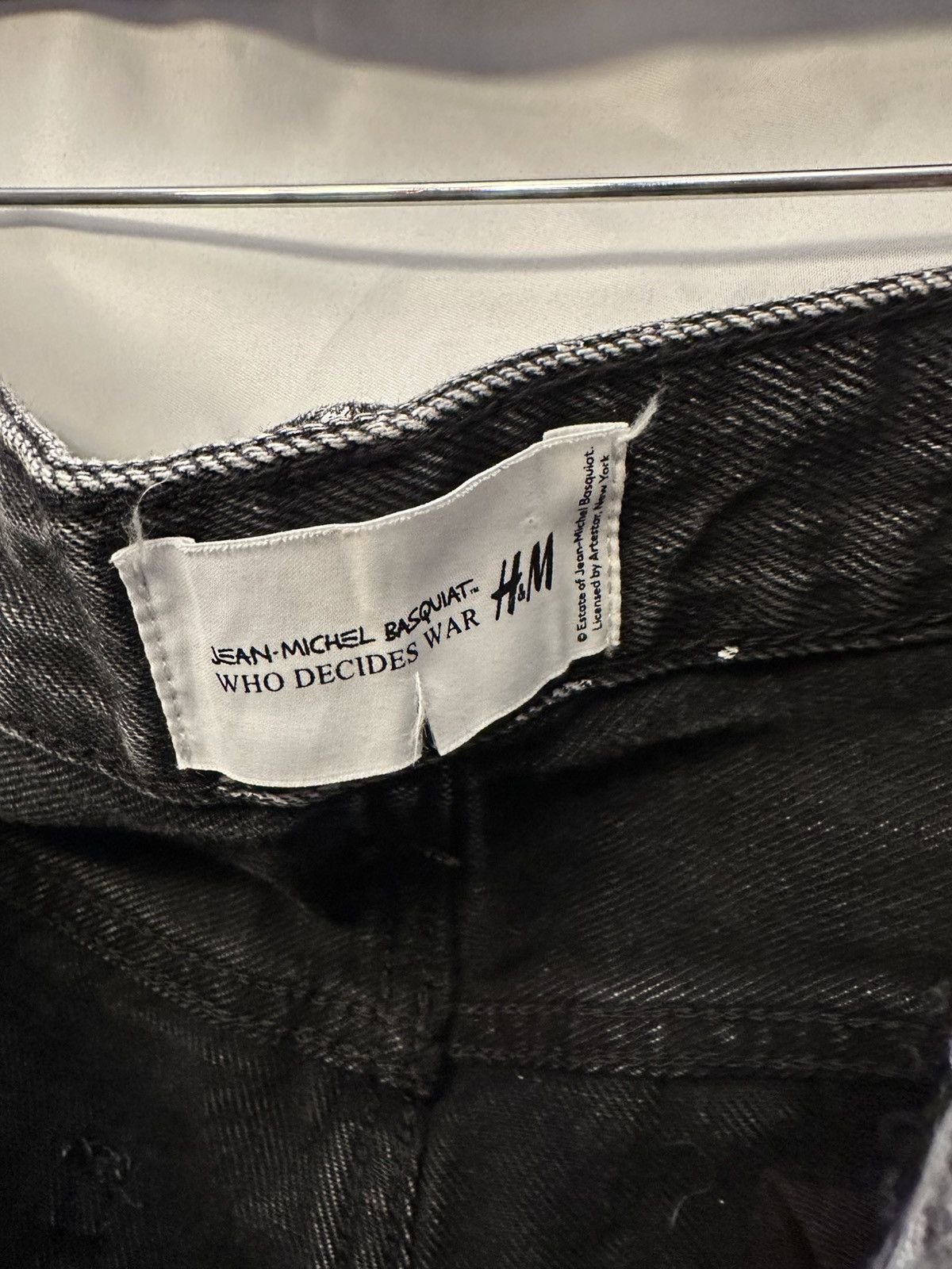 H&M × Jean-Michel Basquiat × Who Decides War JMB x H&M x Who Decides War Denim Size US 32 / EU 48 - 8 Thumbnail