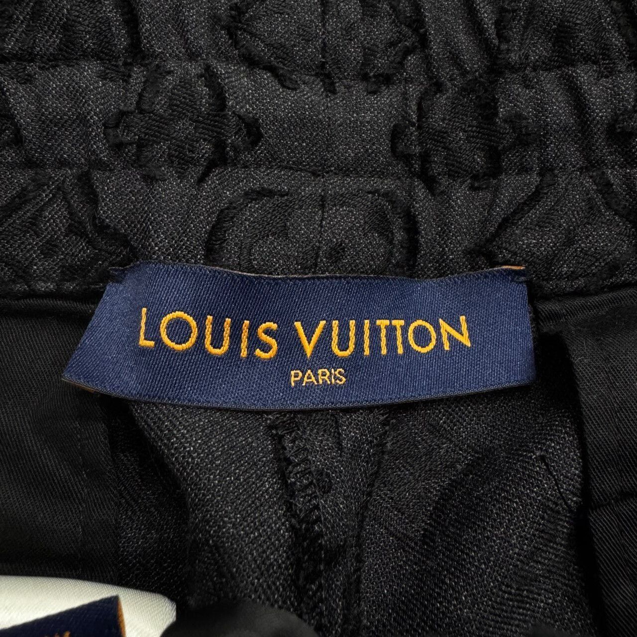 Louis Vuitton louis vuitton embossed casual pants. Size US 38 / EU 54 - 3 Thumbnail