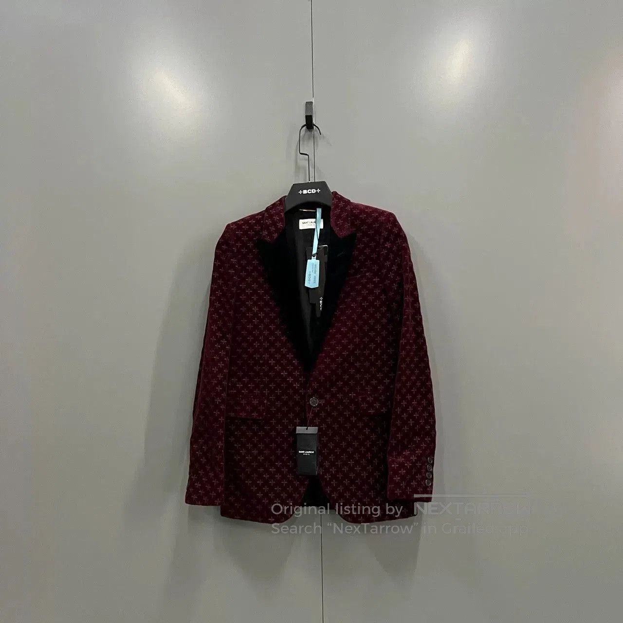 Saint Laurent Paris Burgundy Saint Laurent Velvet Blazer. Size XXS / US 00 / IT 34 - 1 Thumbnail
