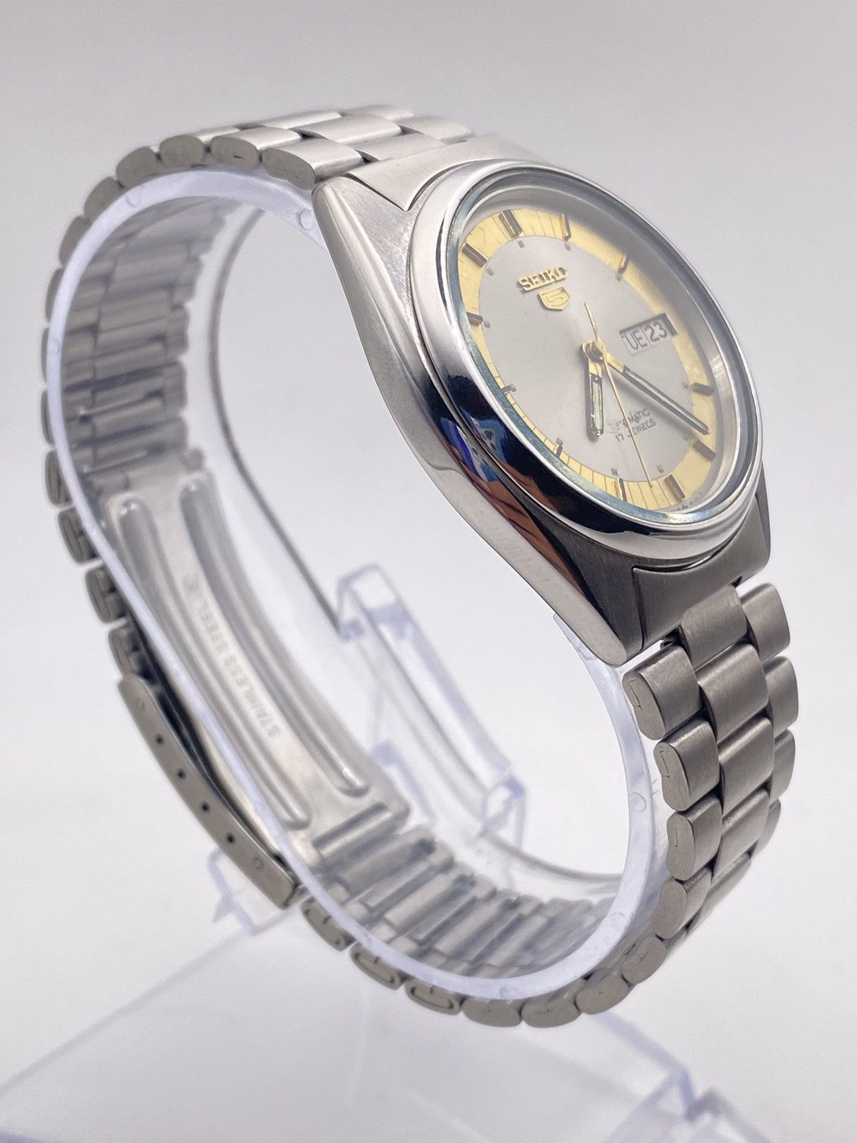 Seiko Vintage Seiko 5 Automatic 7009 Gray Dial Men’s Wristwatch Size 36 - 4 Thumbnail