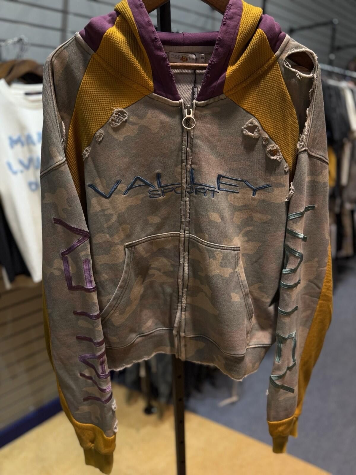 Vale Small - Vale Zip Up Hoodie Authentic Valley Brand New Size US S / EU 44-46 / 1 - 6 Thumbnail