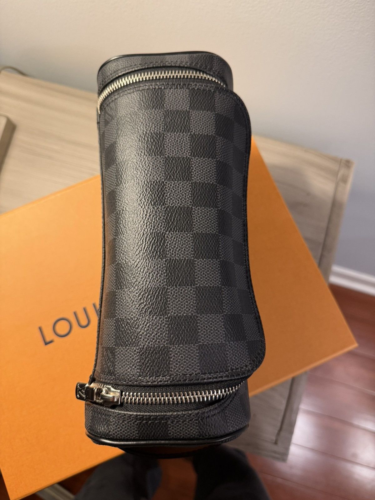 Louis Vuitton Louis Vuitton Toiletry Bag Size ONE SIZE - 1 Thumbnail