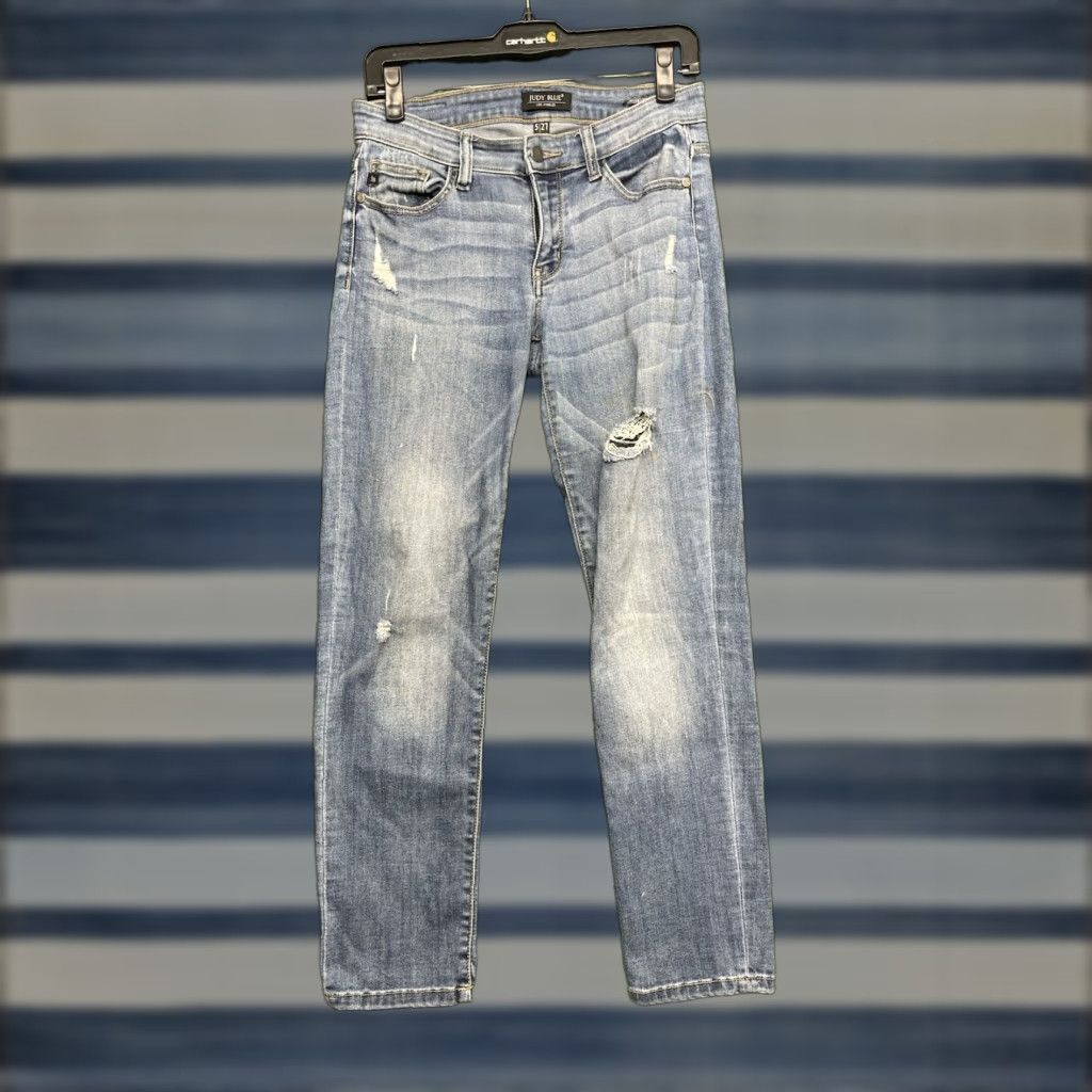 Vintage Judy Blue Jeans Womens 5/27 Boyfriend Fit Distressed Light Wash Denim Casual 90s Style Loose Fit May Include Logo Patch Womens 5/27 Size 28x28 Blue Size 27" / US 4 / IT 40 - 1 Thumbnail