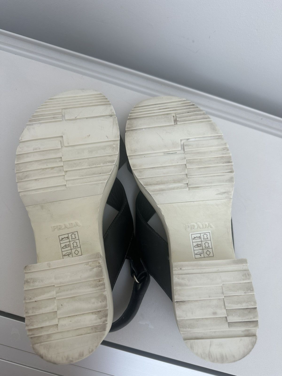 Prada Prada Archive Heels size 39 / 9 vintage Size US 9 / IT 39 - 3 Thumbnail