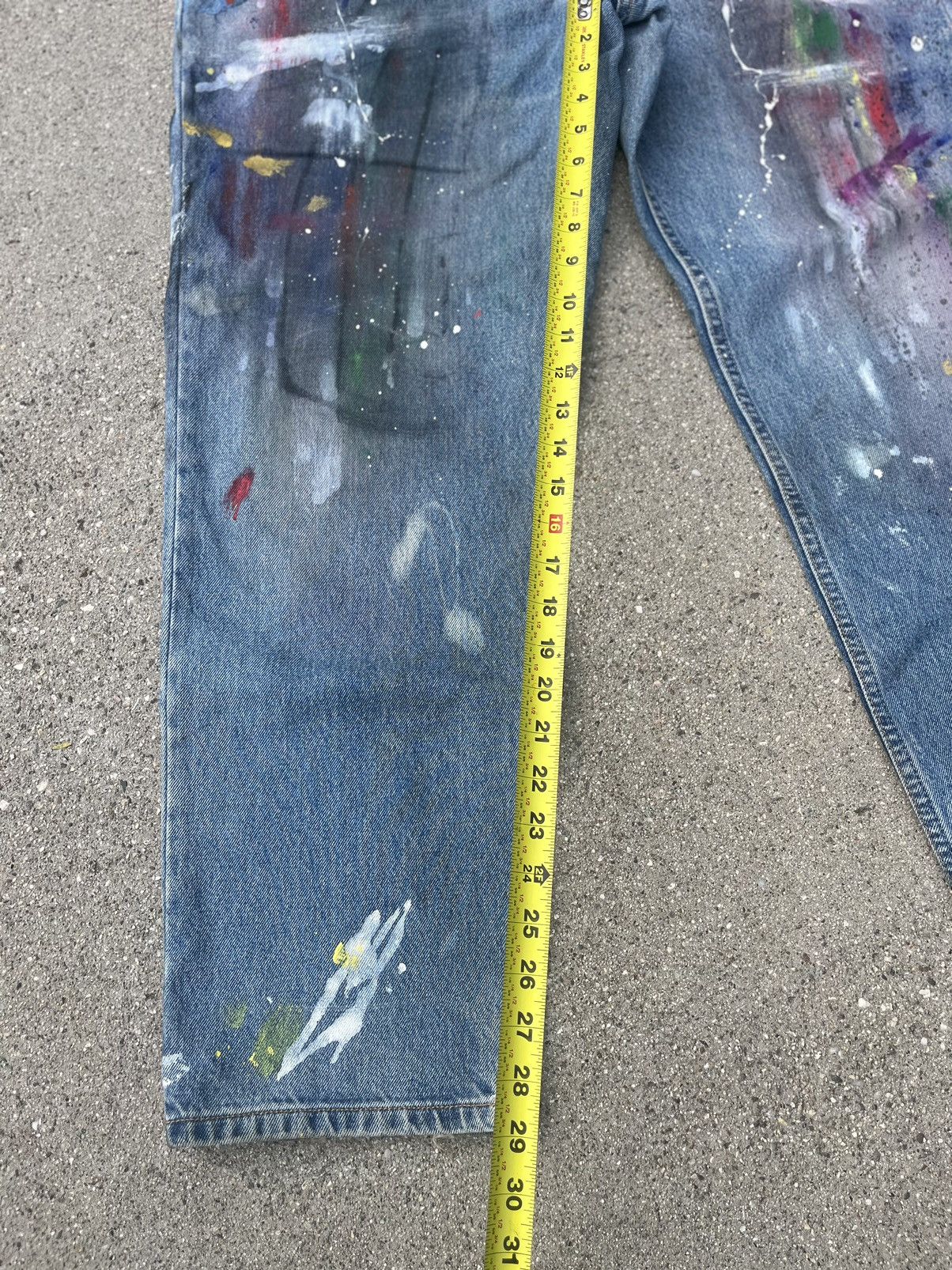 Levi's × Vintage Vintage Levi’s 550 Jeans Custom Distressed Thrashed Size US 34 / EU 50 - 7 Thumbnail