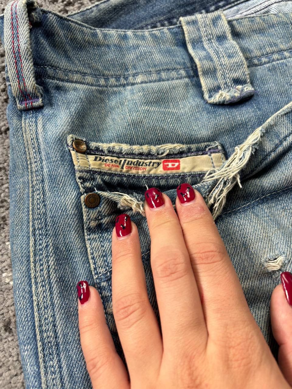 Diesel × Japanese Brand × Vintage Vintage Y2K Diesel Avant Garde faded Denim Logo Shorts Size US 36 / EU 52 - 6 Thumbnail
