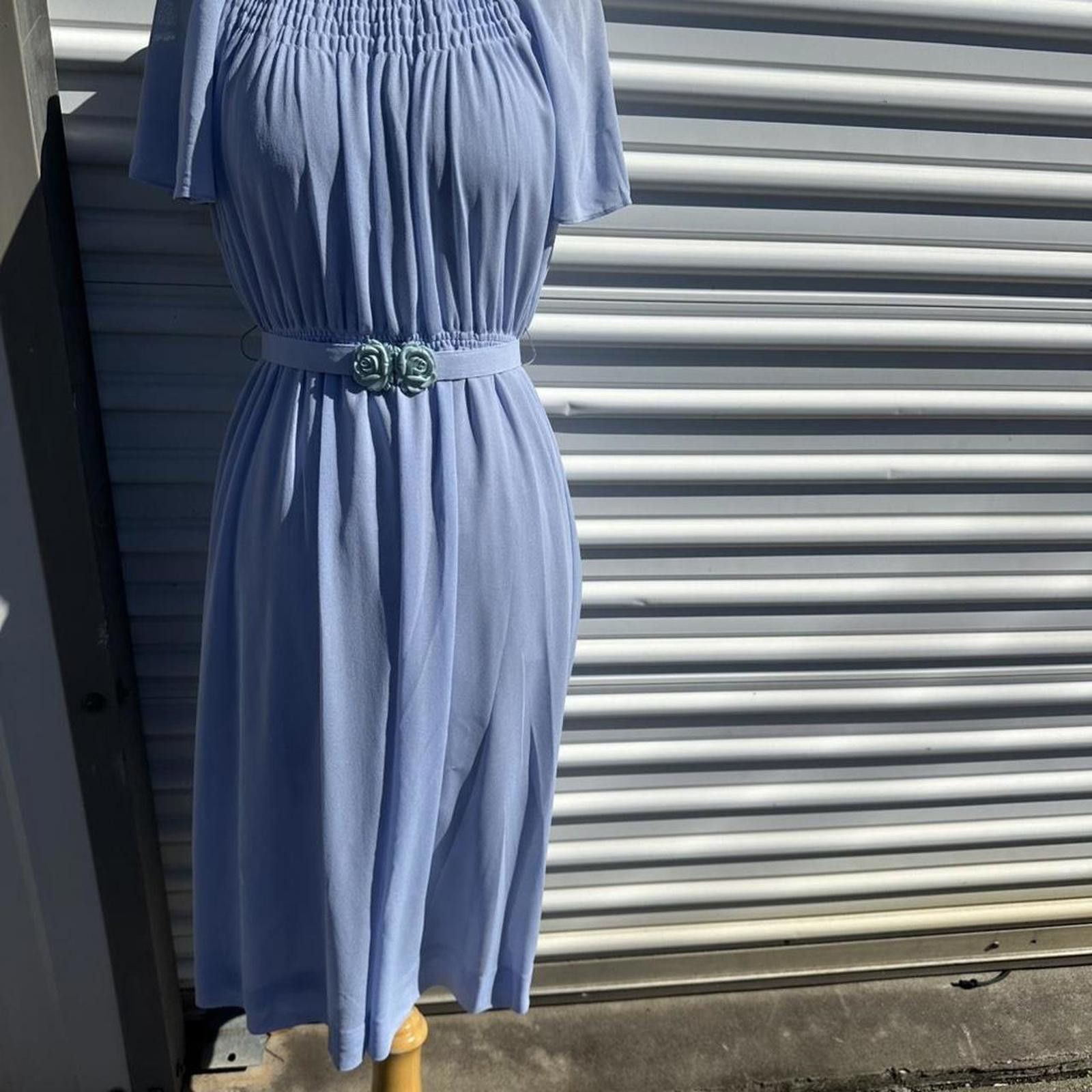Blue 1950s midi dress with floral printvintage
