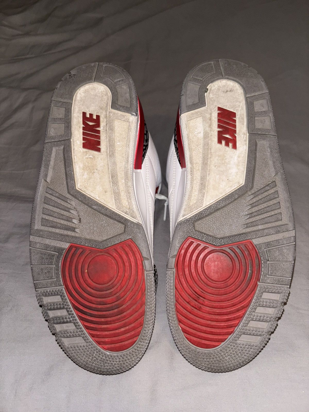 Nike JORDAN 3 FIRE RED Size US 8.5 / EU 41-42 - 5 Thumbnail