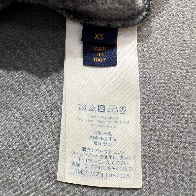 Louis Vuitton Louis Vuitton Grey Sweater 2504-Nextarrow Size US XS / EU 42 / 0 - 8 Thumbnail