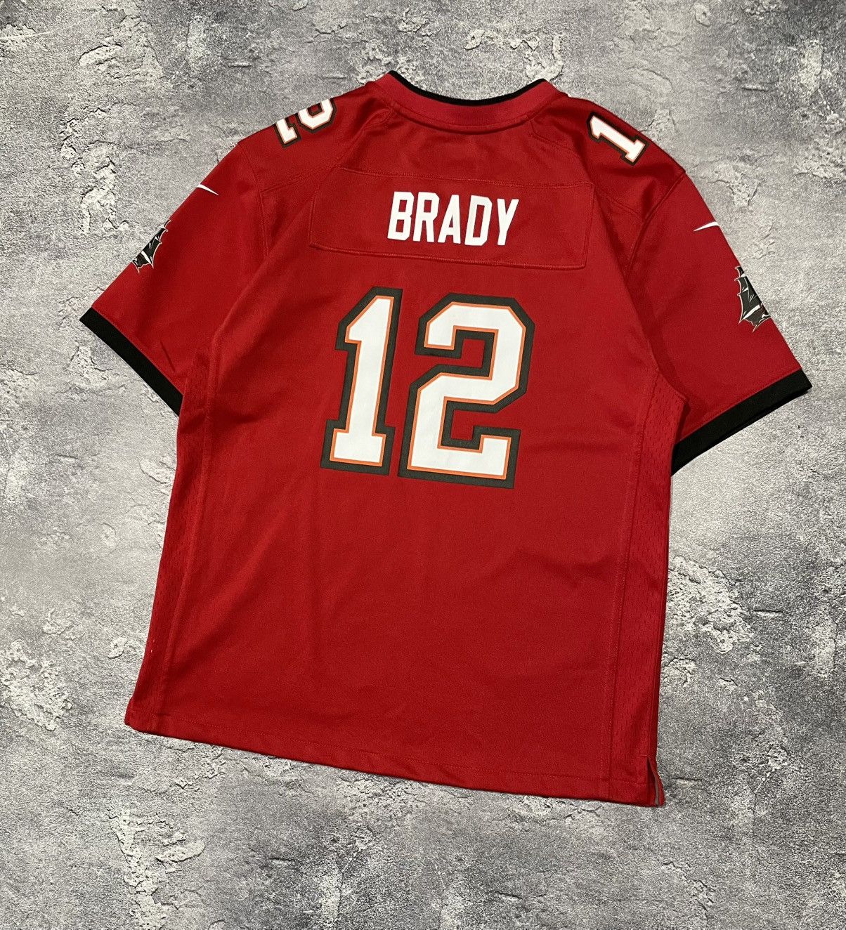NFL Vintage Nike Tampa Bay Buccaneers #12 Tom Brady NFL Jersey Size US XL / EU 56 / 4 - 2 Thumbnail