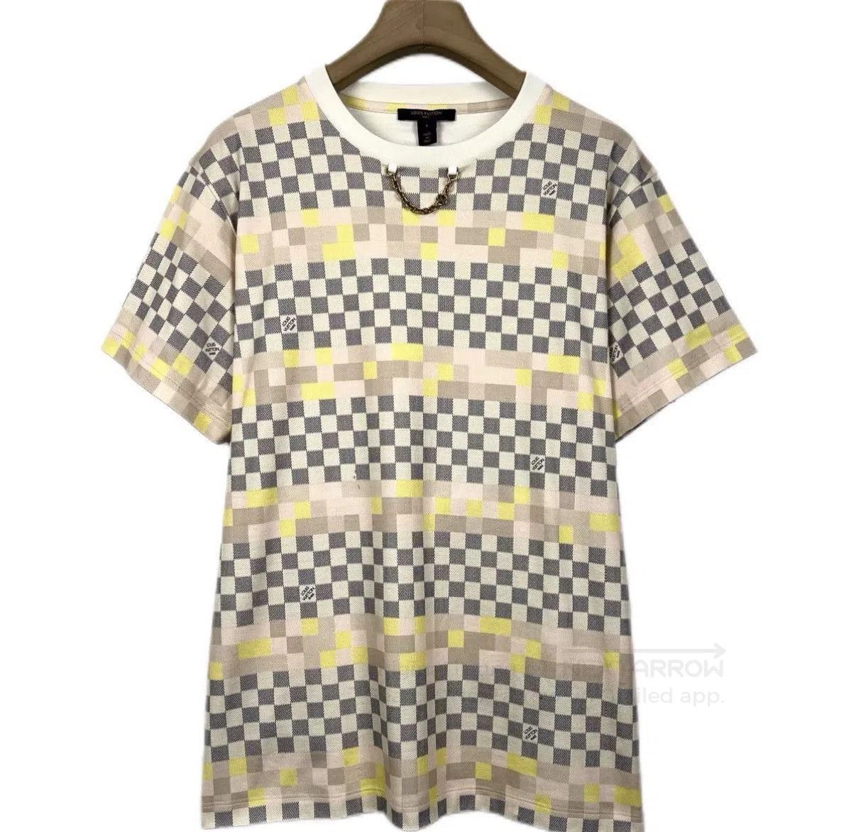 Louis Vuitton Beige Checkered Short-Sleeve Shirt. Size US L / EU 52-54 / 3 - 1 Thumbnail