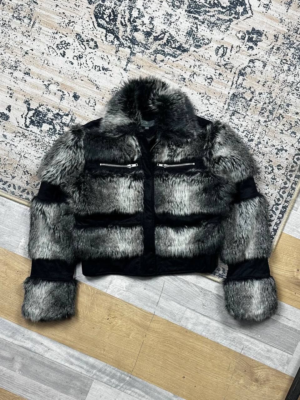 Japanese Brand Vintage Y2K Textured Fur Jacket Cropped Opium Avant Garde Size M / US 6-8 / IT 42-44 - 2 Thumbnail