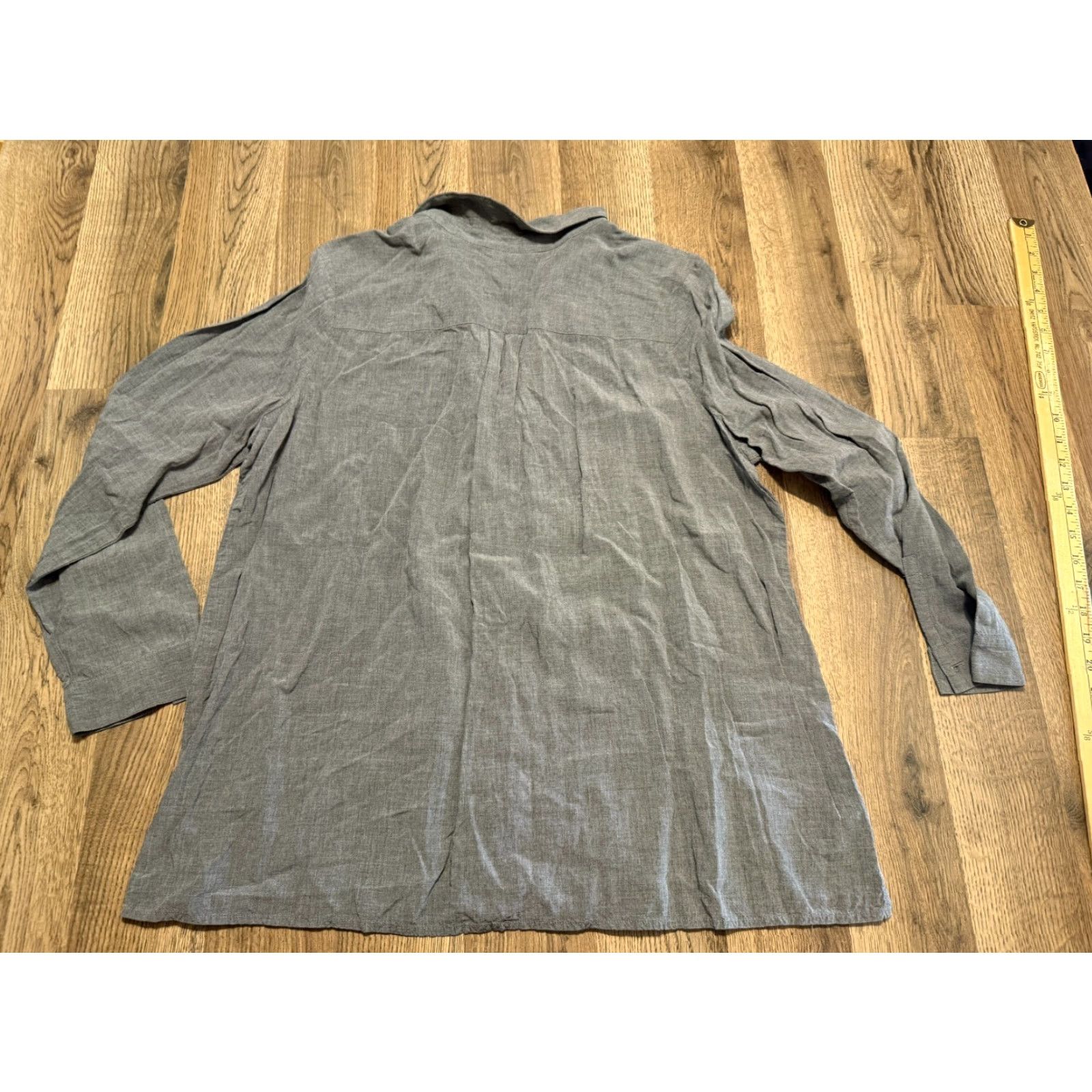 J. Jill VINTAGE: No J.Jill Shirt Women's L Gray Long Sleeve Button-Up Lightweight Casual Regular Mens? Size L / US 10 / IT 46 - 2 Thumbnail