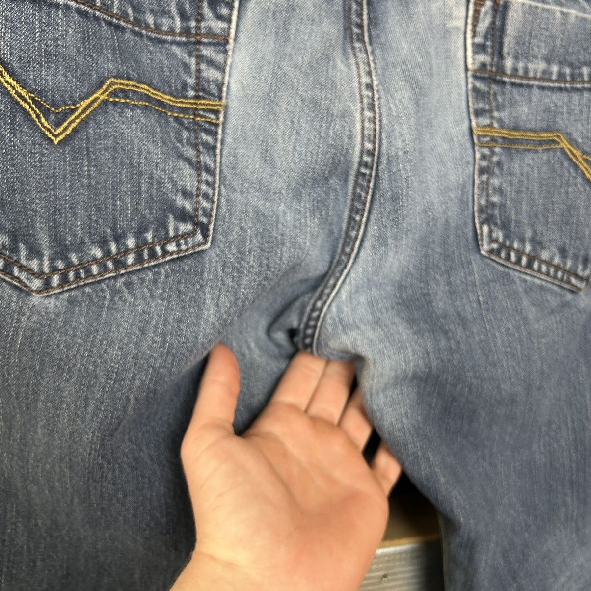 Diesel Vintage Diesel Basic Streetwear blue denim y2k jeans Size US 34 / EU 50 - 6 Thumbnail