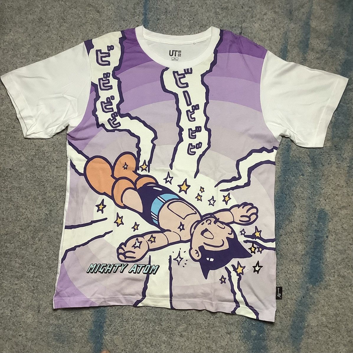 Anime × Japanese Brand × Uniqlo Steals 💥 Uniqlo Astro Boy Mighty Atom Tezuka Production Size US XL / EU 56 / 4 - 1 Thumbnail