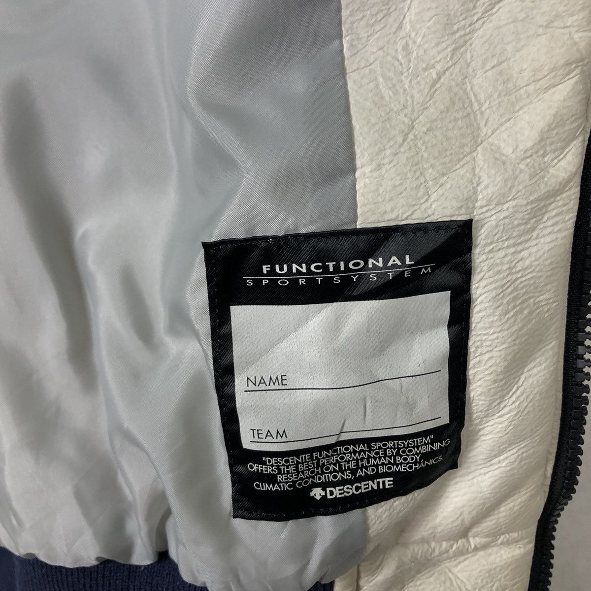 Japanese Brand 🔥Vintage Leather Bomber Jacket Descente Japan Big Logo Size US M / EU 48-50 / 2 - 15 Thumbnail